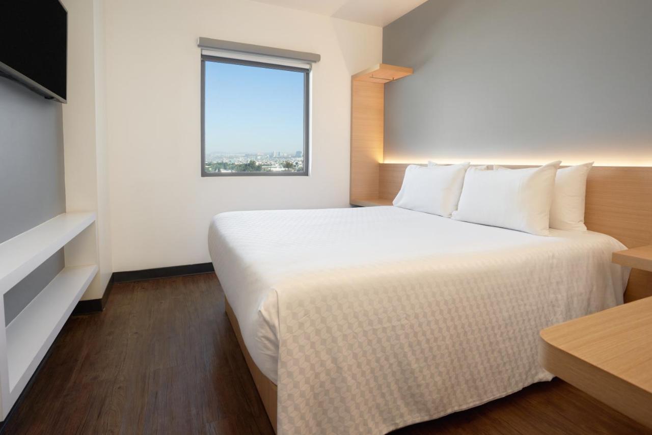 Gamma Queretaro Hotel Bagian luar foto